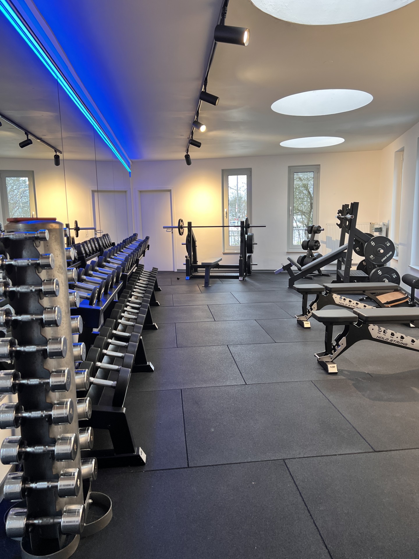 Freihantelbereich im PSK Fitnessstudio Karlsruhe