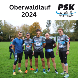 Gestern waren unsere Triathleten*innen des PSKarlsruhe beim Nachbarverein @tus_rueppurr_lauftreff erfolgreich am Start. Beim Oberwaldlauf zeigten Alle eine durchweg starke Leistung, so dass die PSKler jeweils Plätze unter den Top 15 ihrer Altersklasse erkämpften. 👏👏👏 Lucia und Fabian konnten sogar Geschenke auf dem Treppchen entgegen nehmen. 💯🎉 Die starken Ergebnisse beim 5-km-Lauf: Fabian @fast_tri in 17:33 auf Platz 3 (AK) 🥉 Philipp @philippvonreth in 20:31 auf Platz 11 (AK) Beim 10-km-Lauf: Dominic @laufdomi in 42:55 auf Platz 8 (AK) Dominik in 43:15 auf Platz 5 (AK) Denis @_denzak_ in 46:31 auf Platz 11 (AK) Lucia in 54:12 auf Platz 2 (AK) 🥈 Herzlichen Dank an den @tus_rueppurr_lauftreff für die tolle Organisation und die strahlenden Gesichter auf der Strecke. 💙