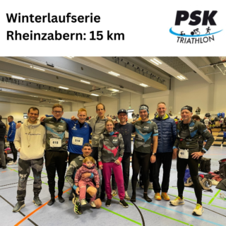 Bei frostigen Temperaturen um den Gefrierpunkt wurde am Sonntagmorgen in der warmen Halle des @tv_rheinzabern erst am Temperaturmanagement nach dem #zwiebelprinzip gefeilt, bevor um 10:20 Uhr der Startschuss für insgesamt 1007 Laufbegeisterte auf den 15 km der Winterlaufserie fiel. Darunter hatten sich 13 AthletInnen des @psk.triathlon gemischt und wieder einmal hervorragende Ergebnisse erzielt: - Fabian @fast_tri - 16. M30 in 55:52 - @silke_piri - 1. W40 in 59:37 🥇 - Markus - 31. M in 1:00:19 - Michael @swim_bike_mike_run - 16. M50 in 1:03:22 - Dominik 22. M45 in 1:03:55 - Lars 28. M50 in 1:05:58 - @philippvonreth 43. M30 in 1:06:23 - Philip @know1111 35. M35 in 1:07:12 - Thorsten @thorsstories 46. M35 in 1:10:51 - Denis @_denzak_ 57. M45 in 1:16:23 - Jasmin 20. W35 in 1:16:50 - Jacqueline 19. W30 in 1:19:03 - @pskrainer 13. M65 in 1:20:45 #winterlaufserierheinzabern #tvrheinzabern #runningmotivation #winterrunning #pskarlsruhe #pskarlsruhetriathlon